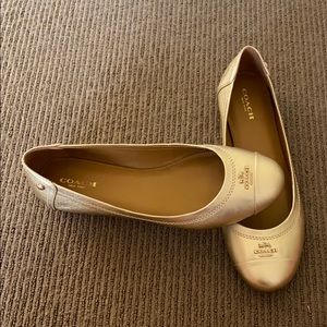 Coach flats